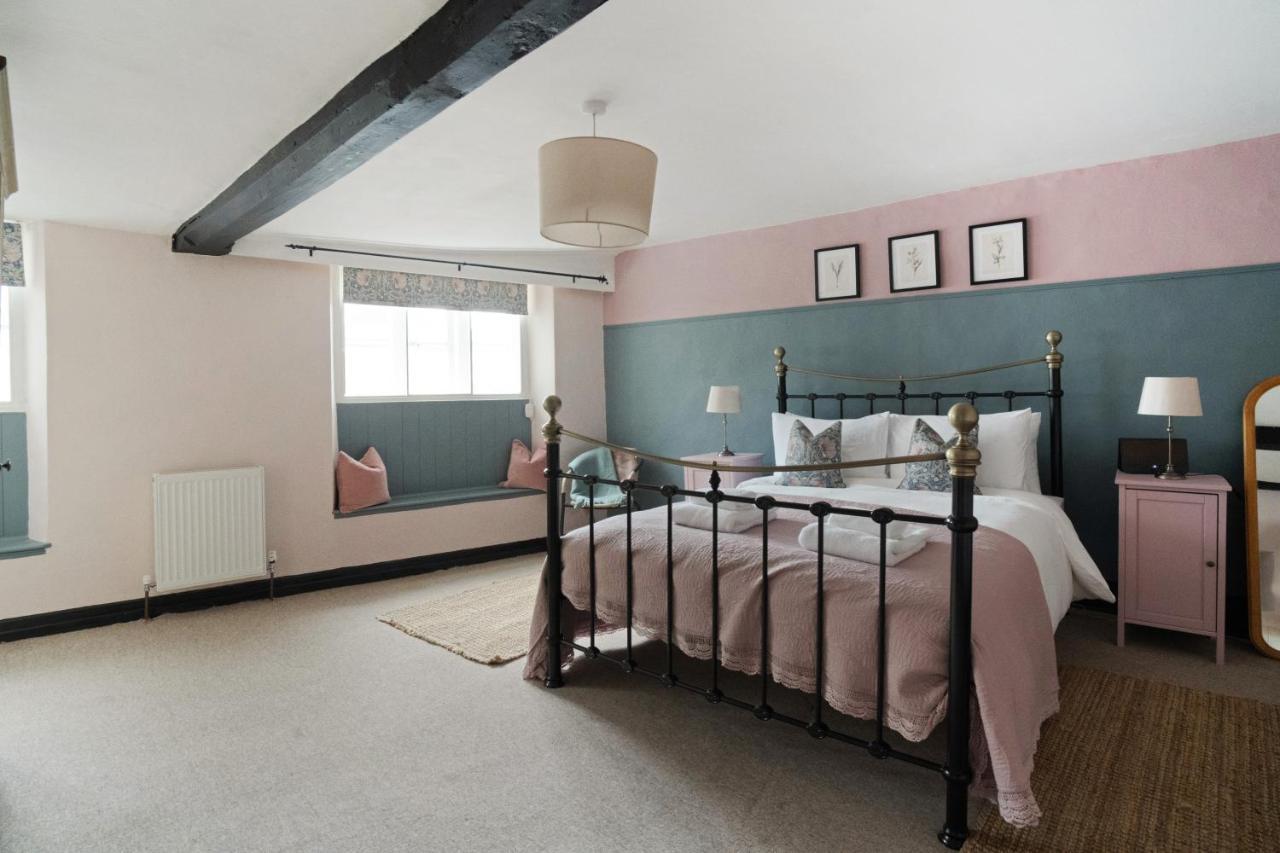 Apartmán Redesdale View, High Street With Private Garden Moreton-in-Marsh Exteriér fotografie