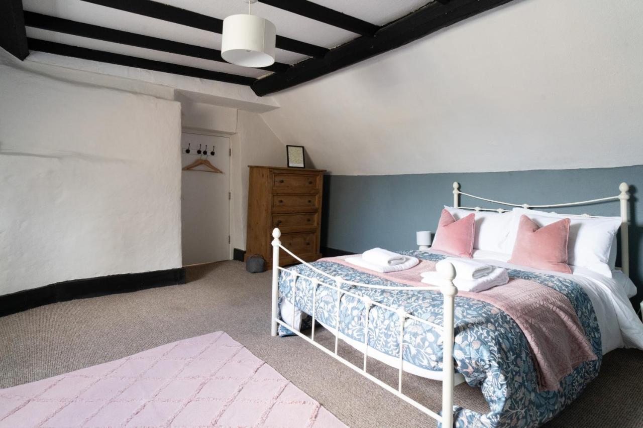 Apartmán Redesdale View, High Street With Private Garden Moreton-in-Marsh Exteriér fotografie